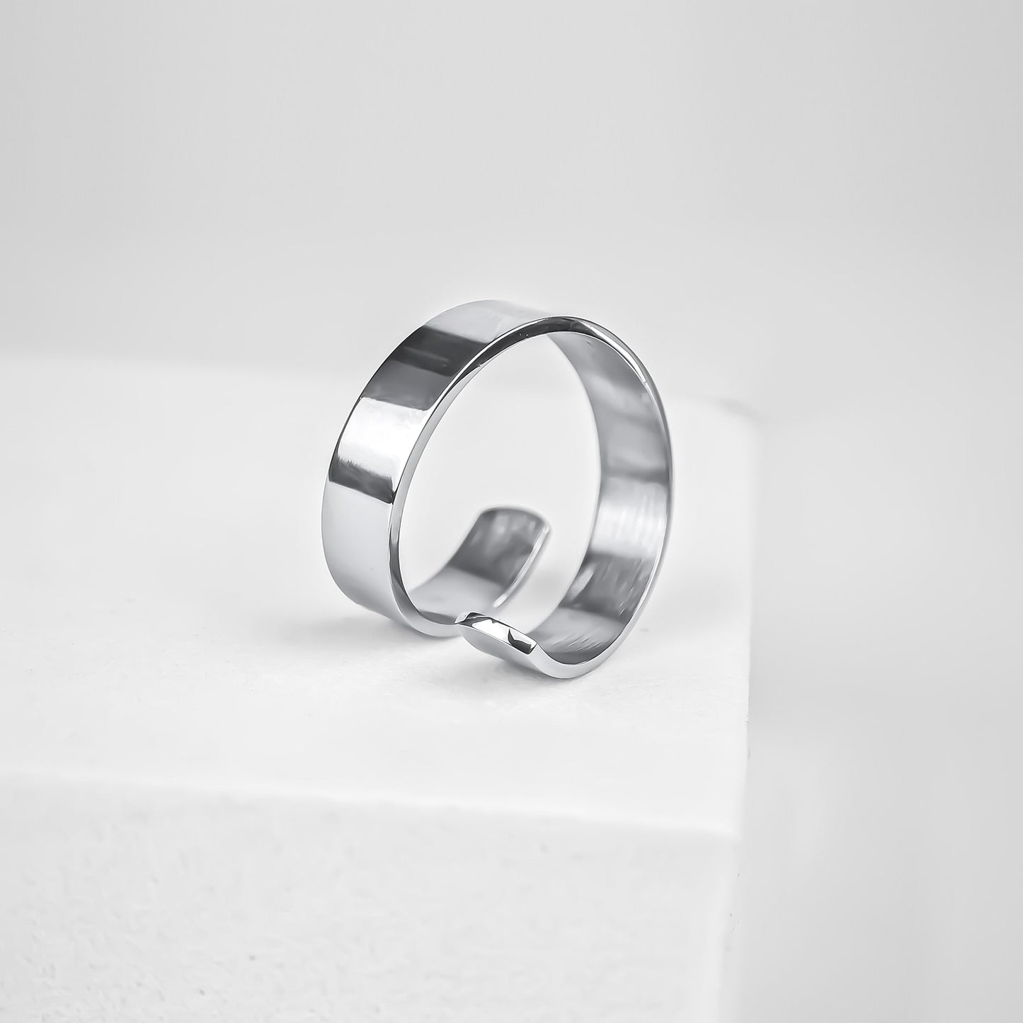Anillo con dos nombres