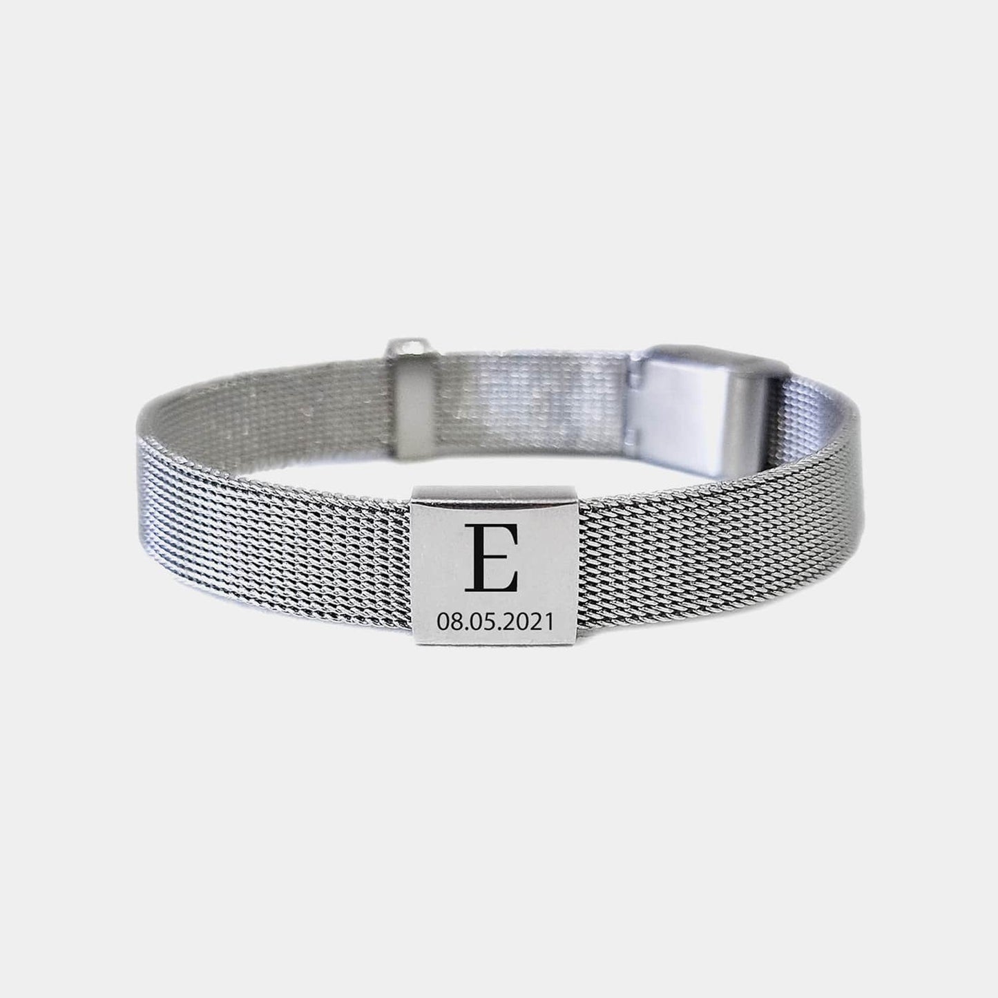 Pulsera minimalista personalizada con letra y fecha
