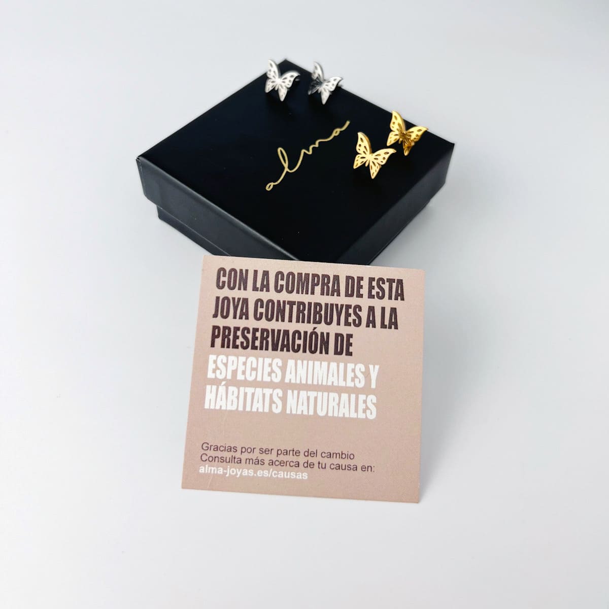 Pendientes solidarios mariposa