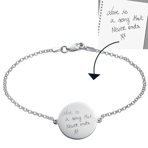 Pulsera de plata con dibujo en círculo