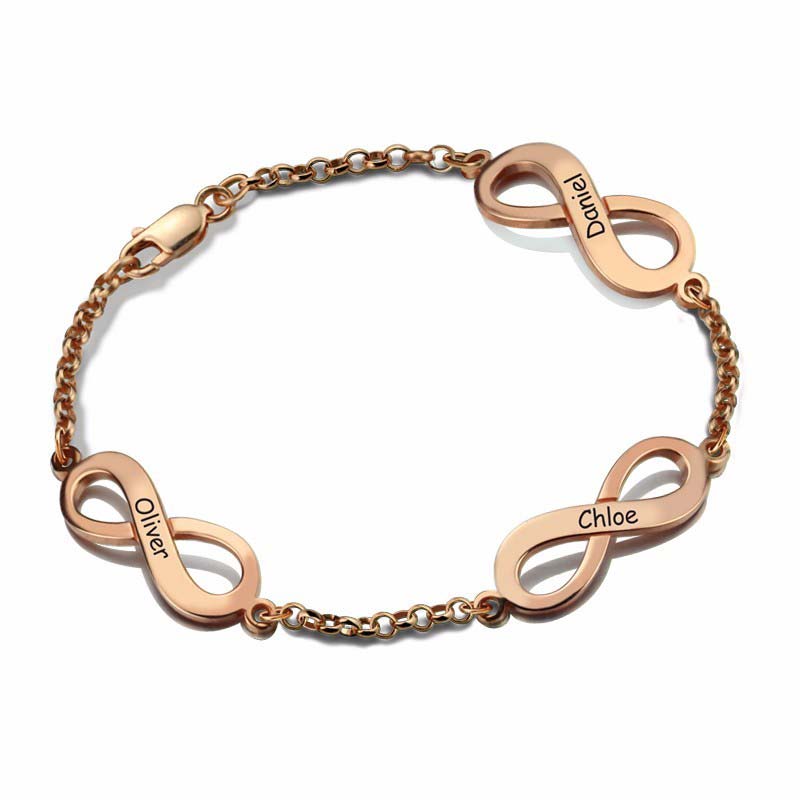 Pulsera de plata con infinitos