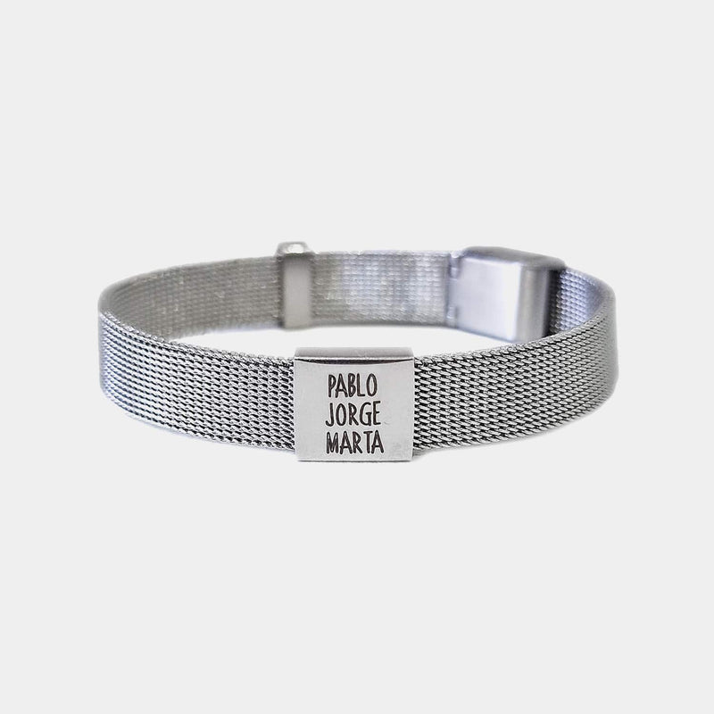 Pulsera minimalista personalizada con nombres