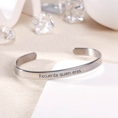 Pulsera rígida personalizada