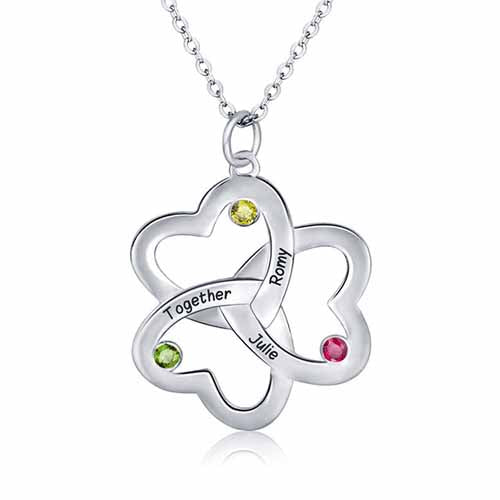 Collar corazones en plata con nombres
