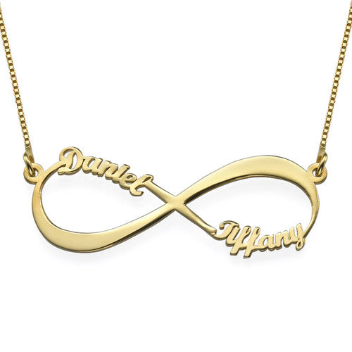 Collar infinito con cuatro nombres