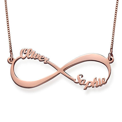 Collar infinito con cuatro nombres