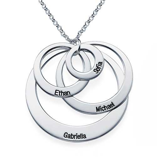 Collar de cuatro anillos con nombres | Regalo perfecto para madres