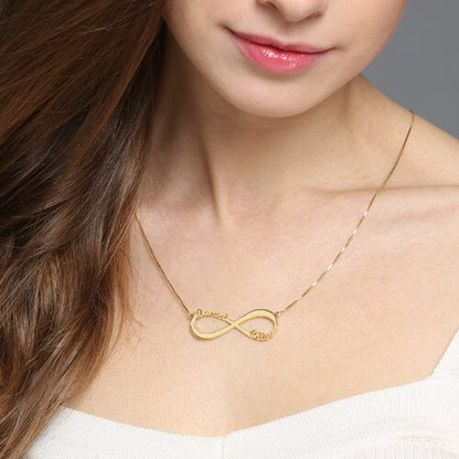 Collar infinito con nombres