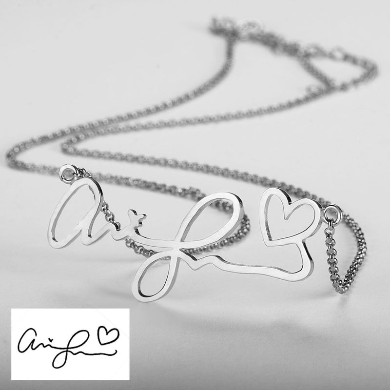 Collar con nombre plata