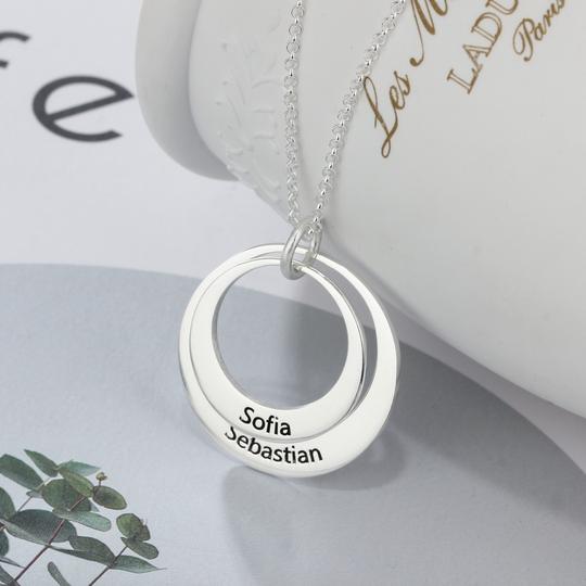 Collar de cuatro anillos con nombres | Regalo perfecto para madres