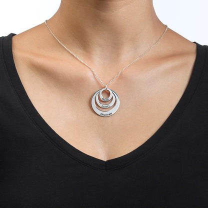 Collar de cuatro anillos con nombres | Regalo perfecto para madres